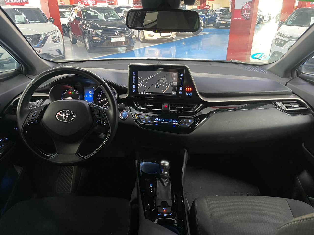 Foto Toyota C-HR 7