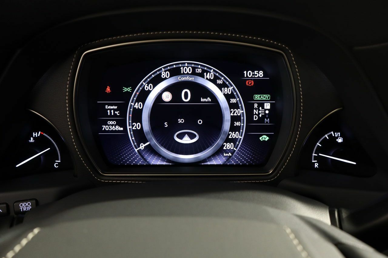 Foto Lexus LS 24