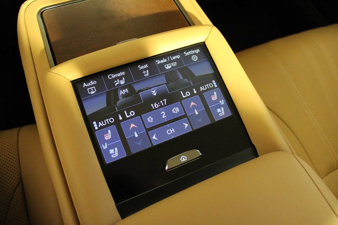 Foto Lexus LS 42
