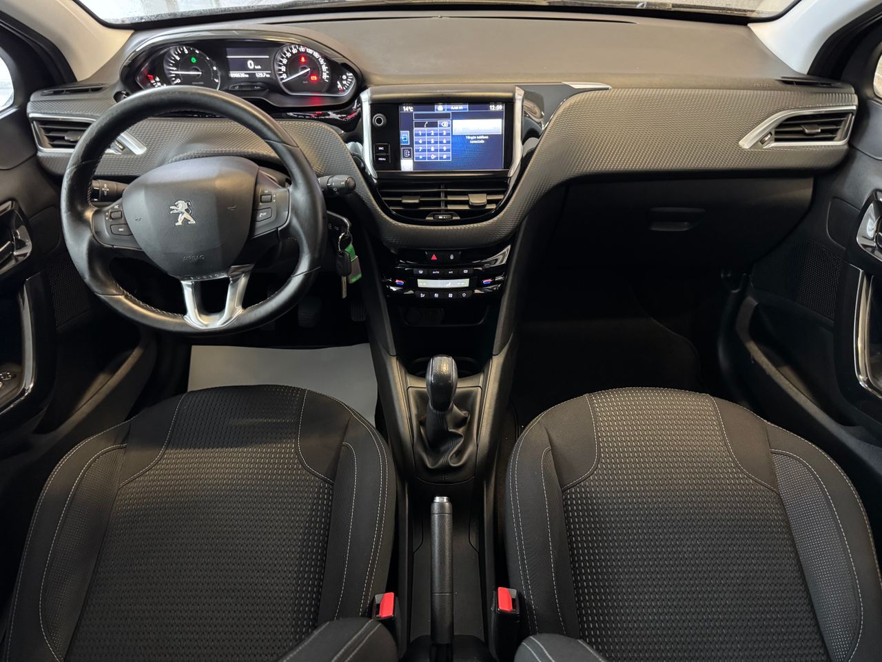 Foto Peugeot 208 6