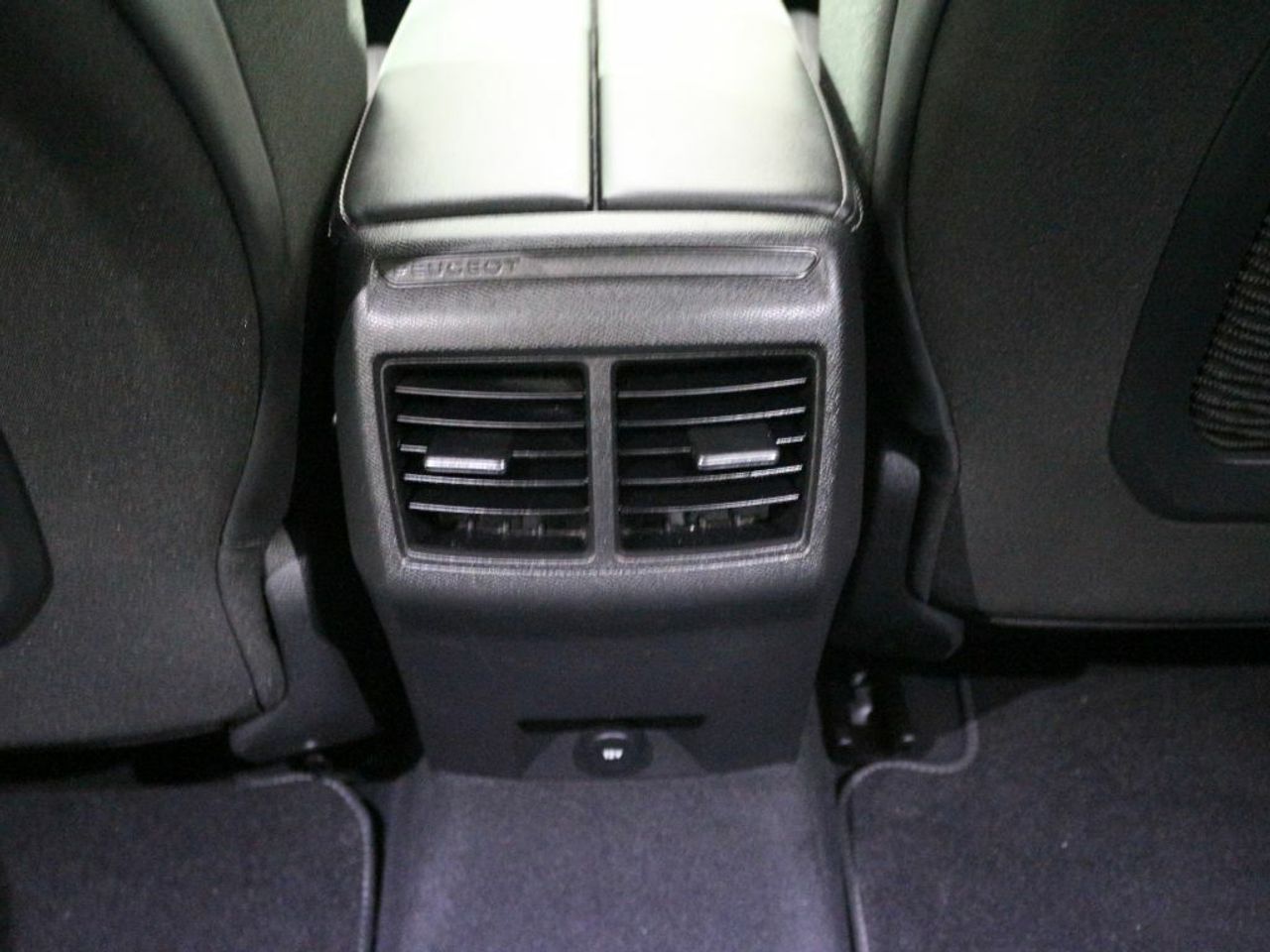 Foto Peugeot 508 15