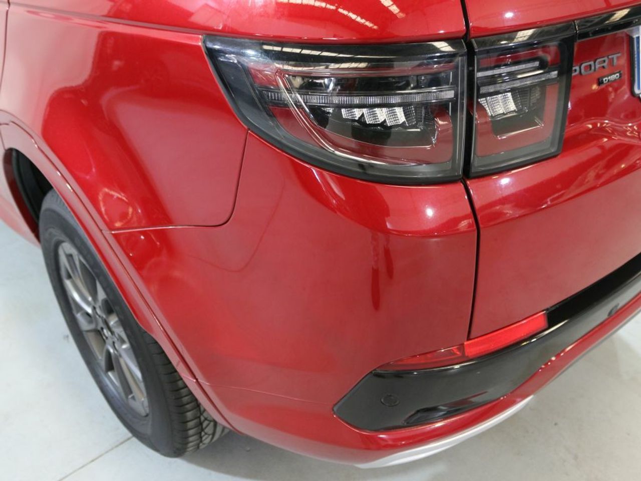 Foto Land-Rover Discovery Sport 36