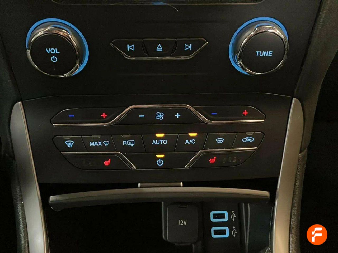 Foto Ford S-Max 21