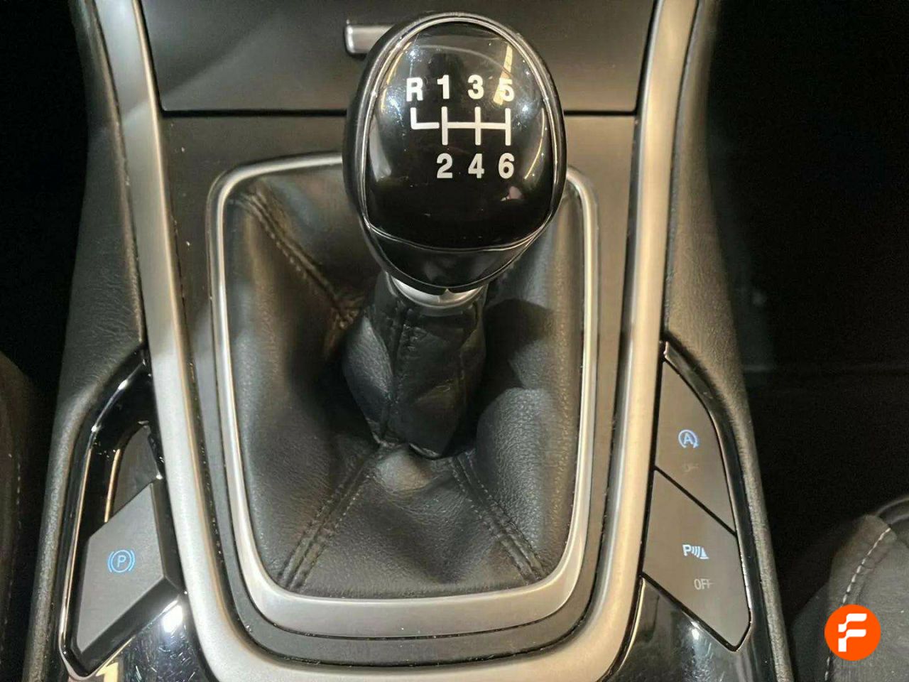 Foto Ford S-Max 22