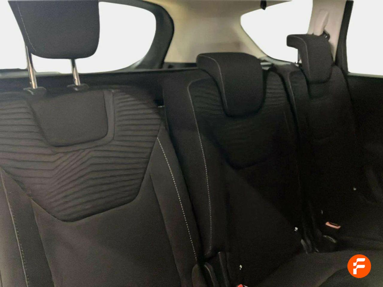 Foto Ford S-Max 23