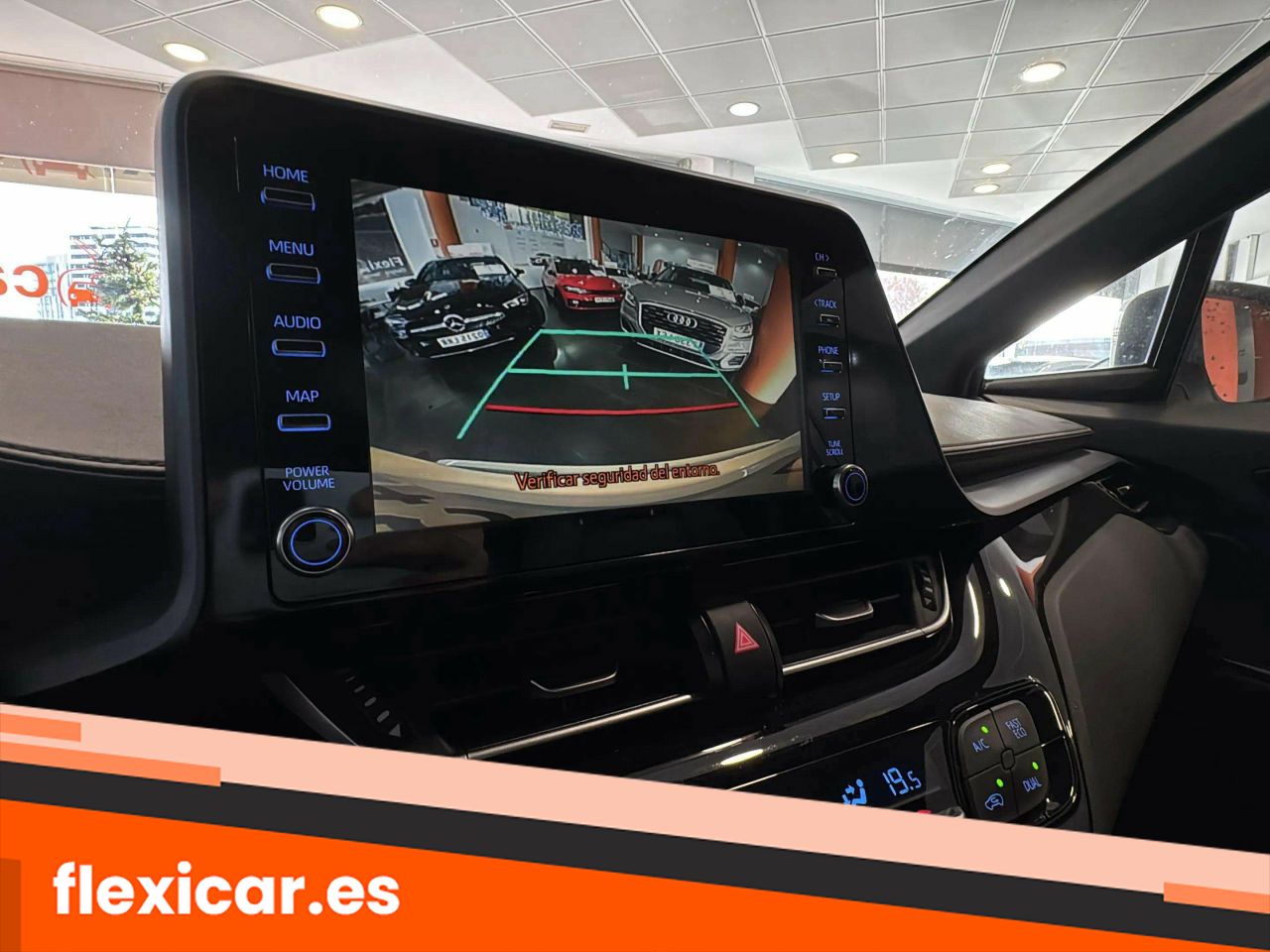 Foto Toyota C-HR 16