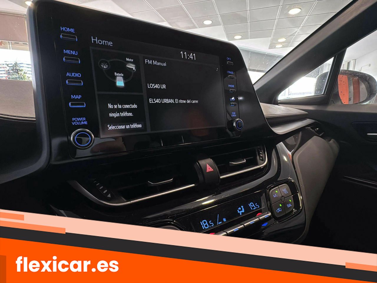 Foto Toyota C-HR 21