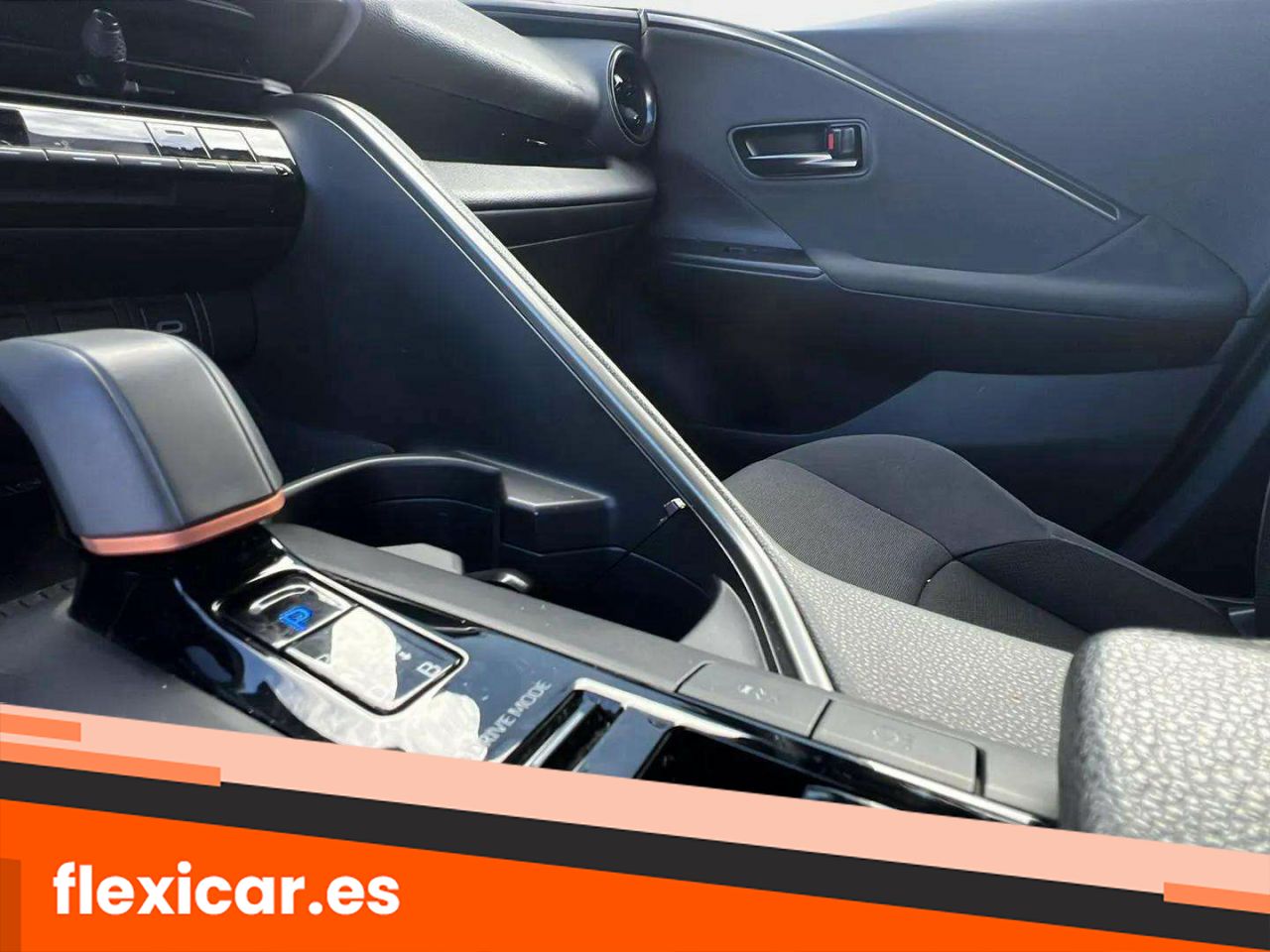 Foto Toyota C-HR 14