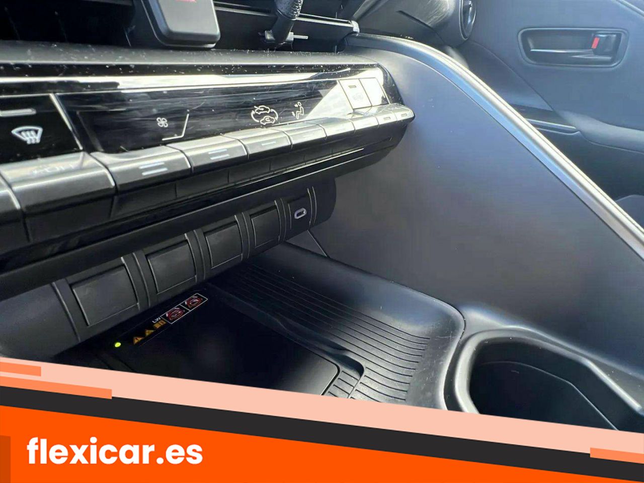 Foto Toyota C-HR 26