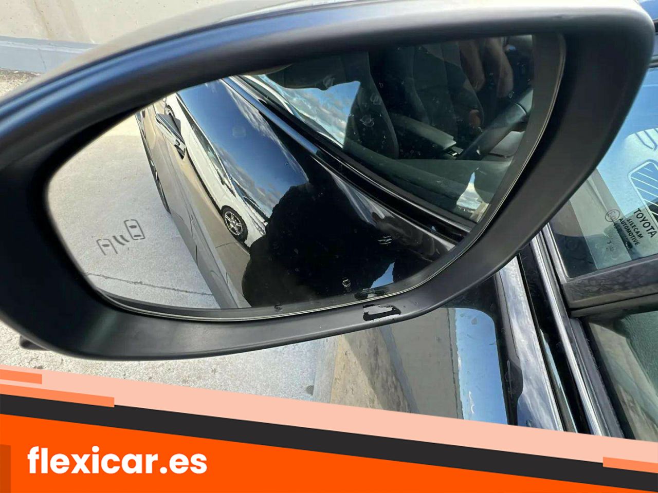 Foto Toyota C-HR 31