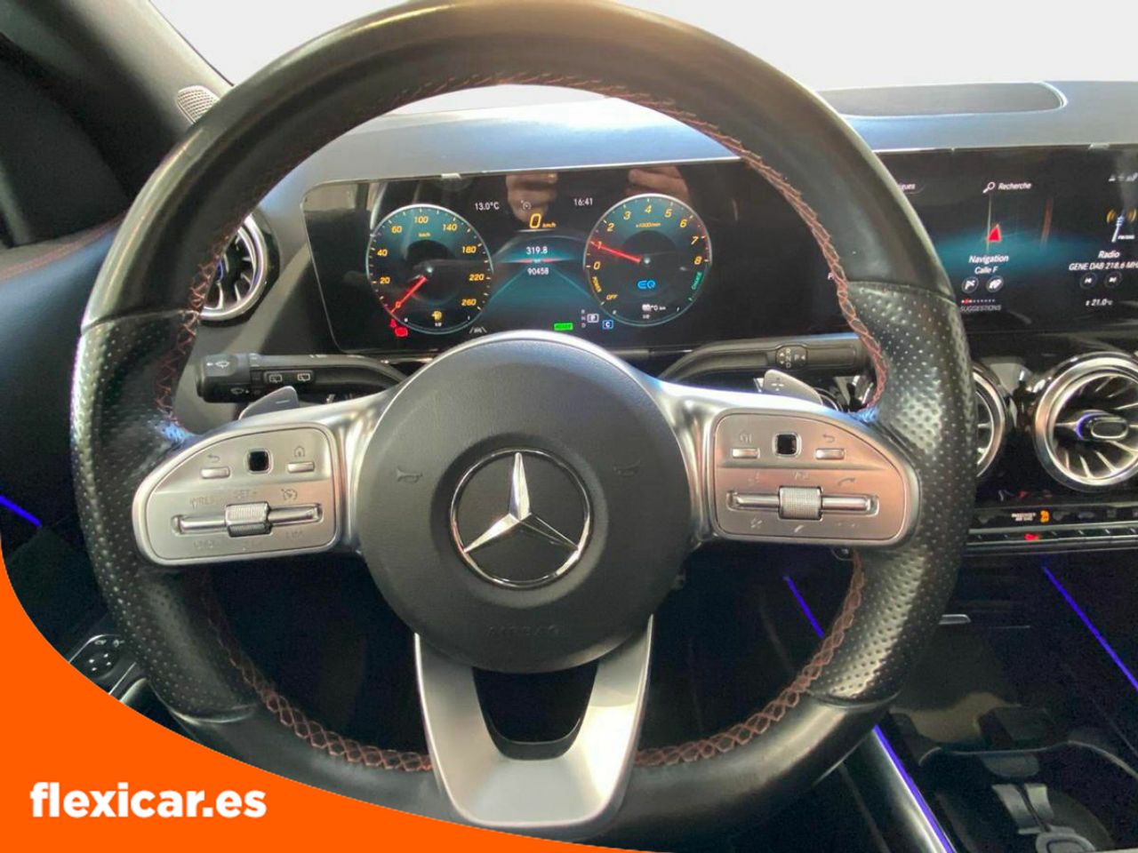 Foto Mercedes-Benz Clase GLA 15