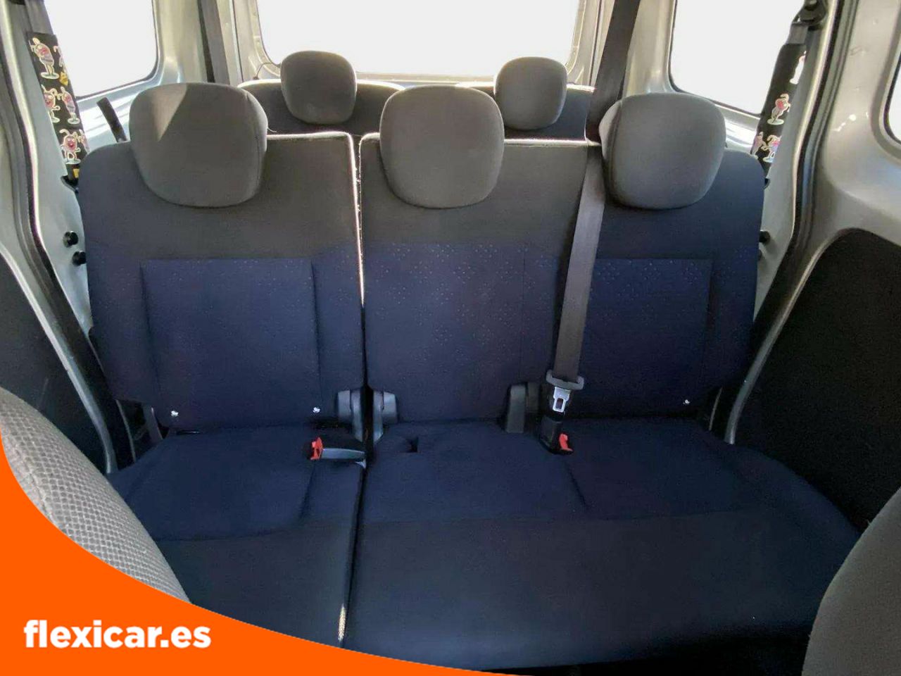 Foto Nissan NV200 17