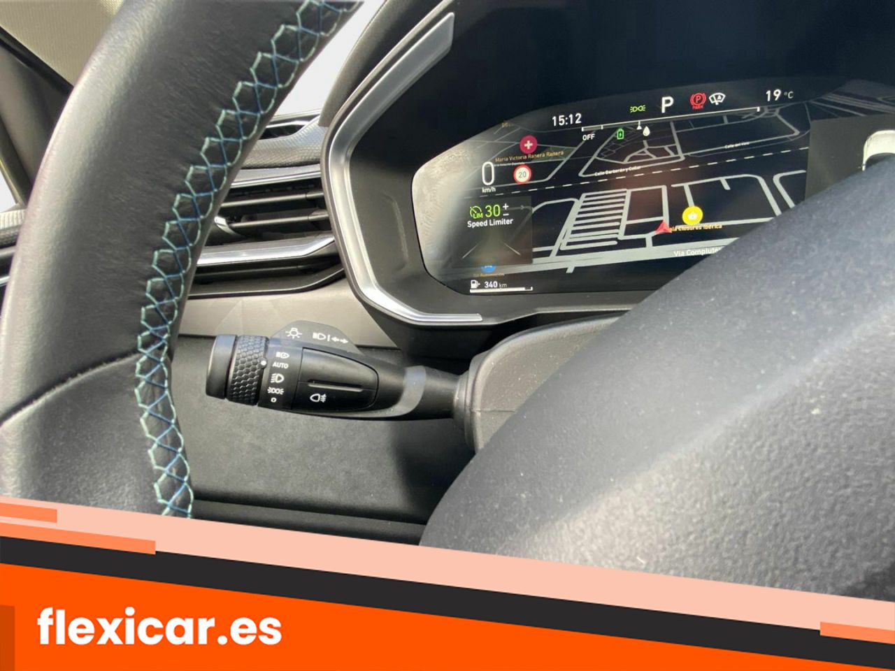 Foto LYNK&CO 01 11