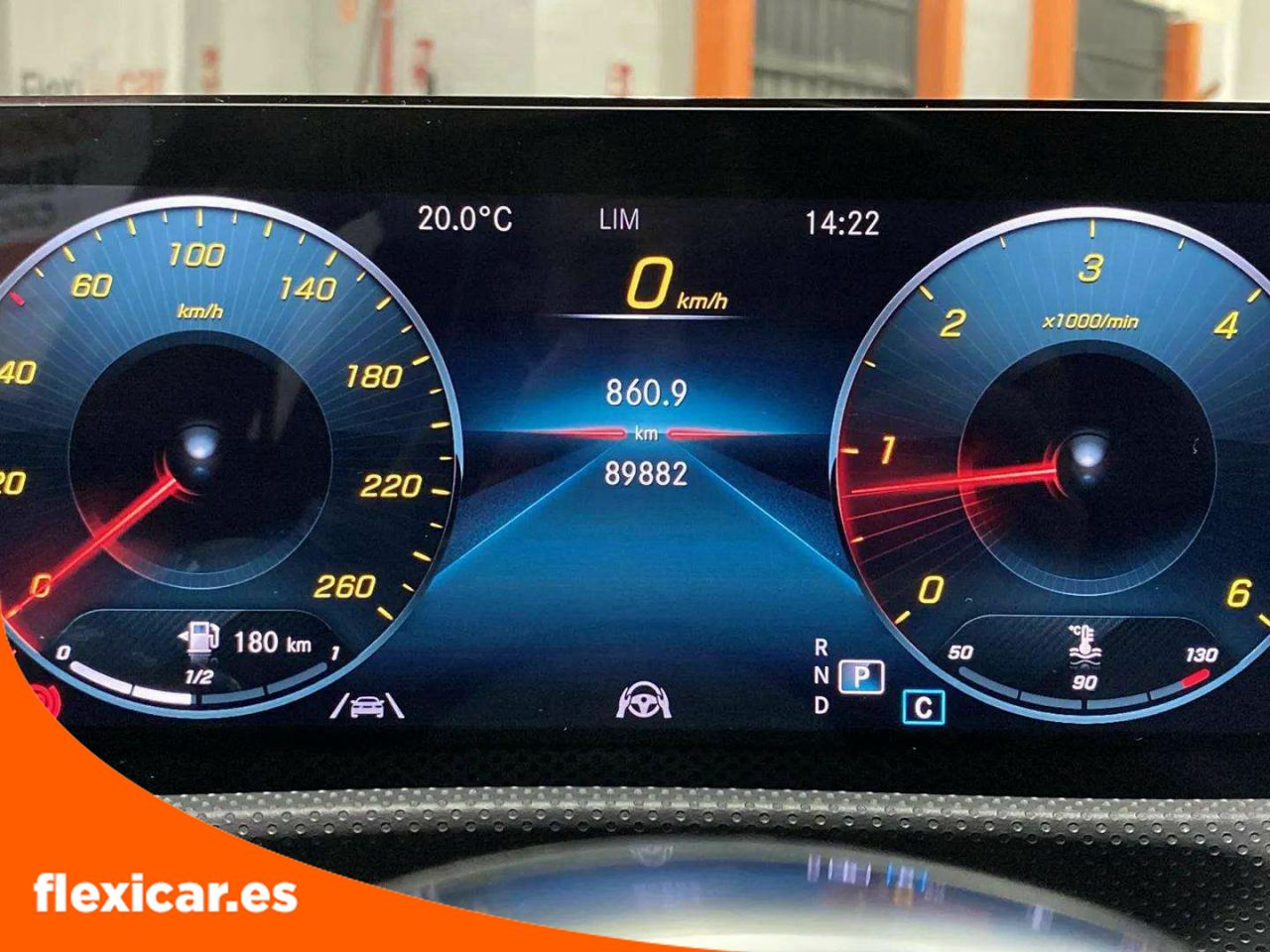 Foto Mercedes-Benz Clase CLA 28