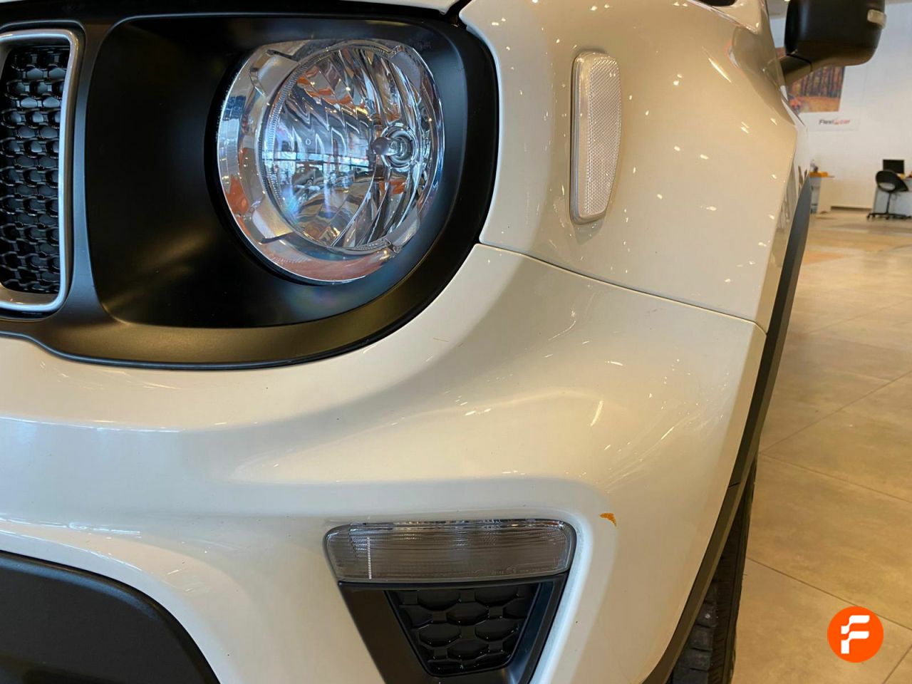 Foto Jeep Renegade 28