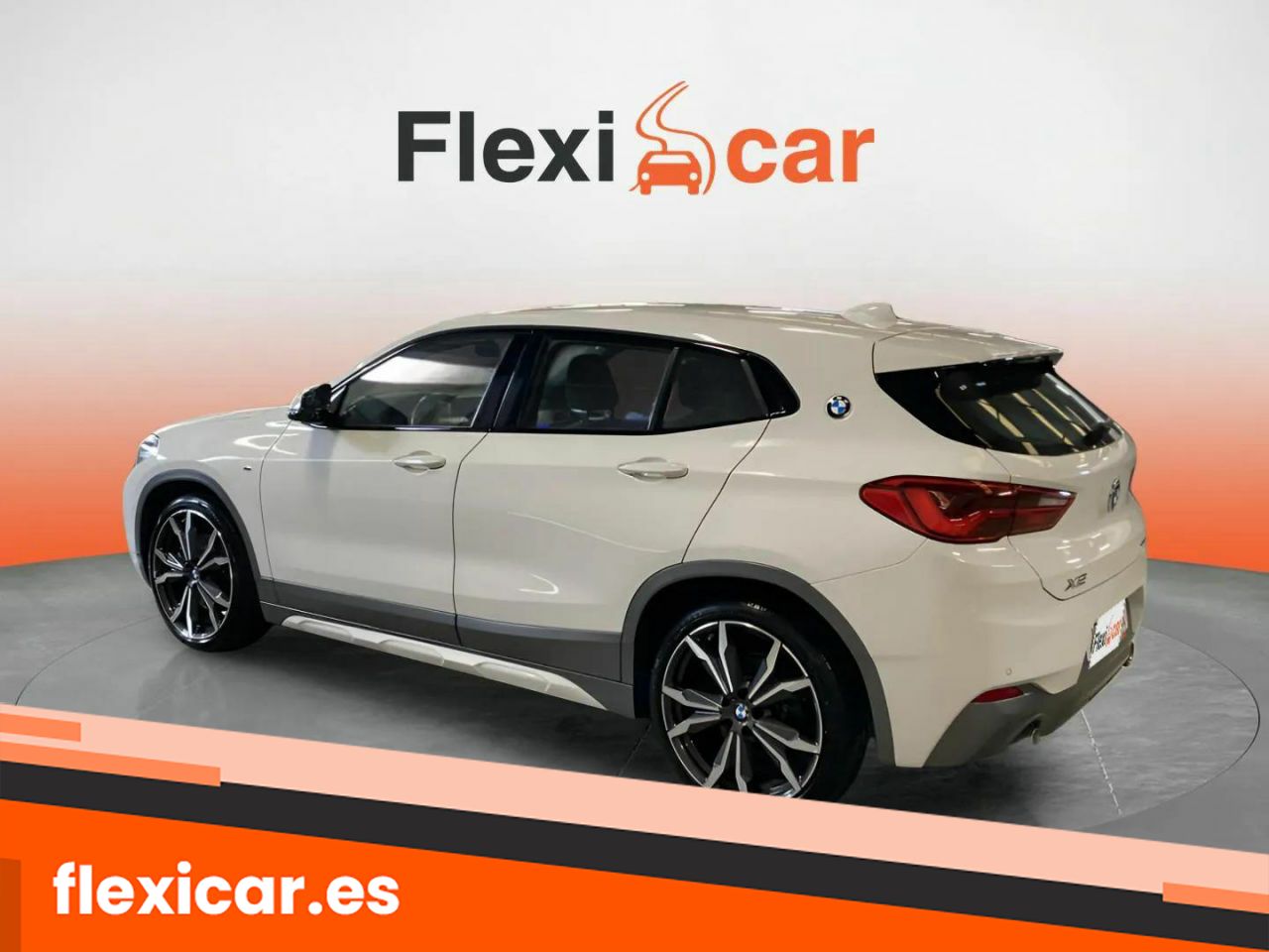 Foto BMW X2 4