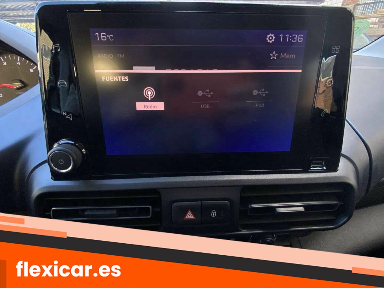 Foto Peugeot Rifter 16
