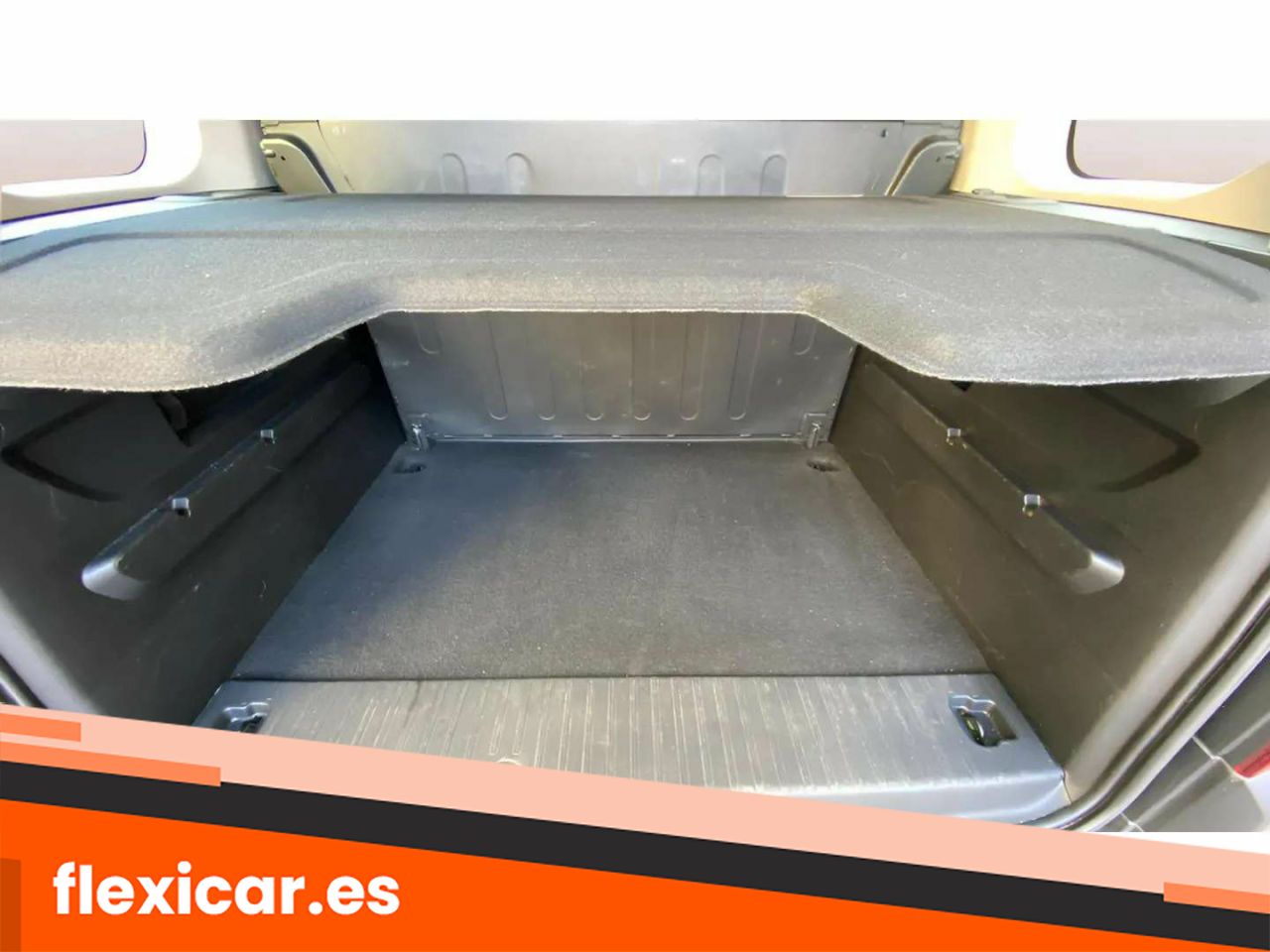 Foto Peugeot Rifter 25
