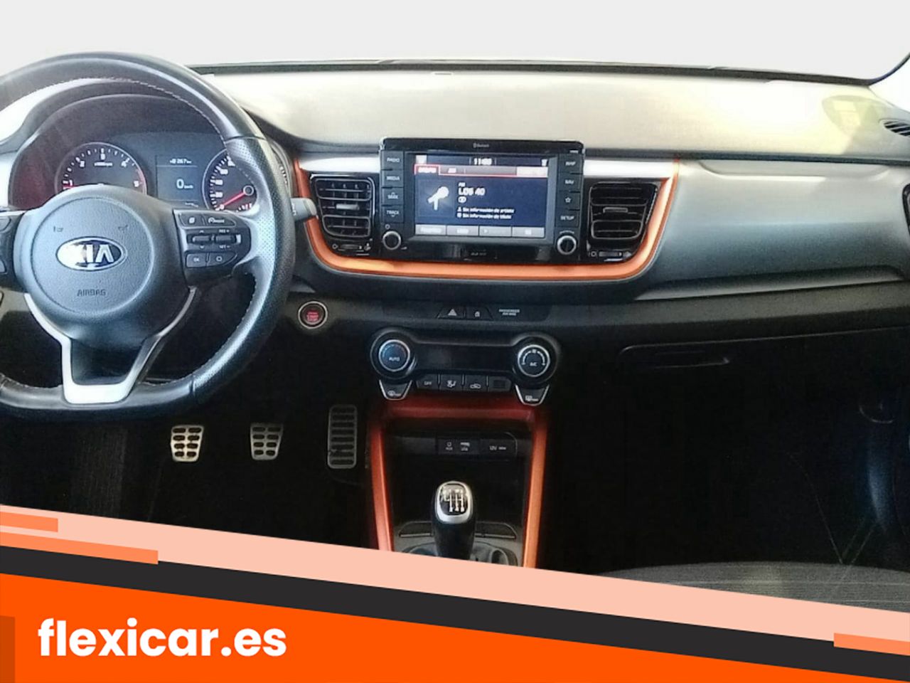 Foto Kia Stonic 12