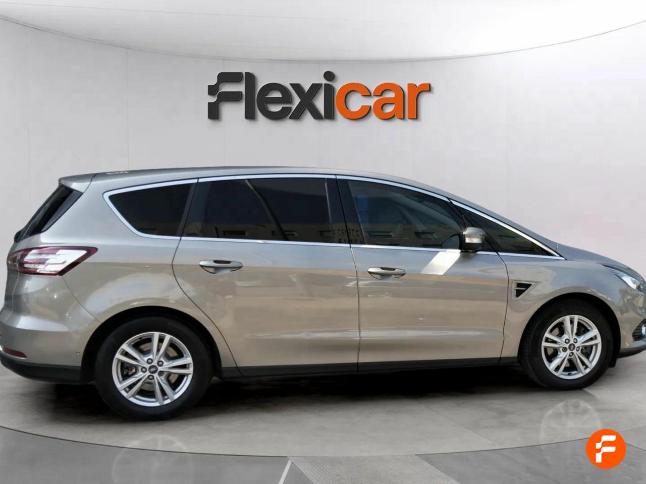 Foto Ford S-Max 9