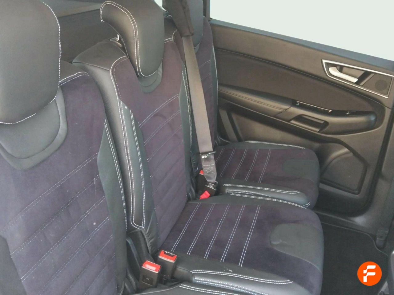 Foto Ford S-Max 19