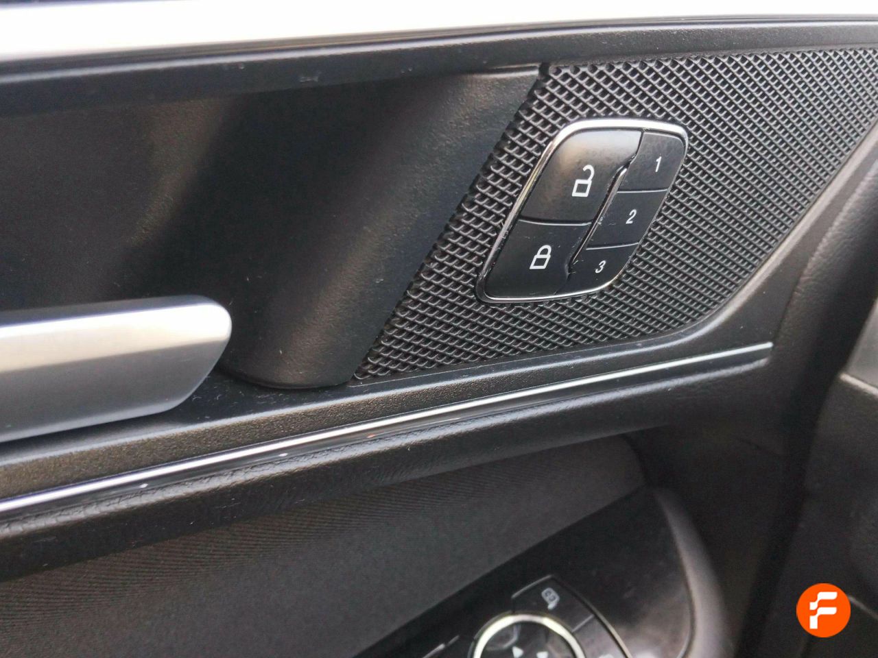 Foto Ford S-Max 33
