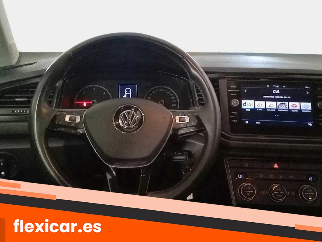 Foto Volkswagen T-Roc 11