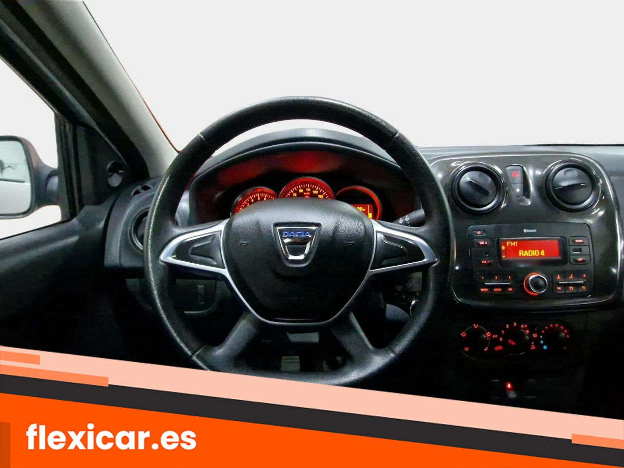 Foto Dacia Logan 18