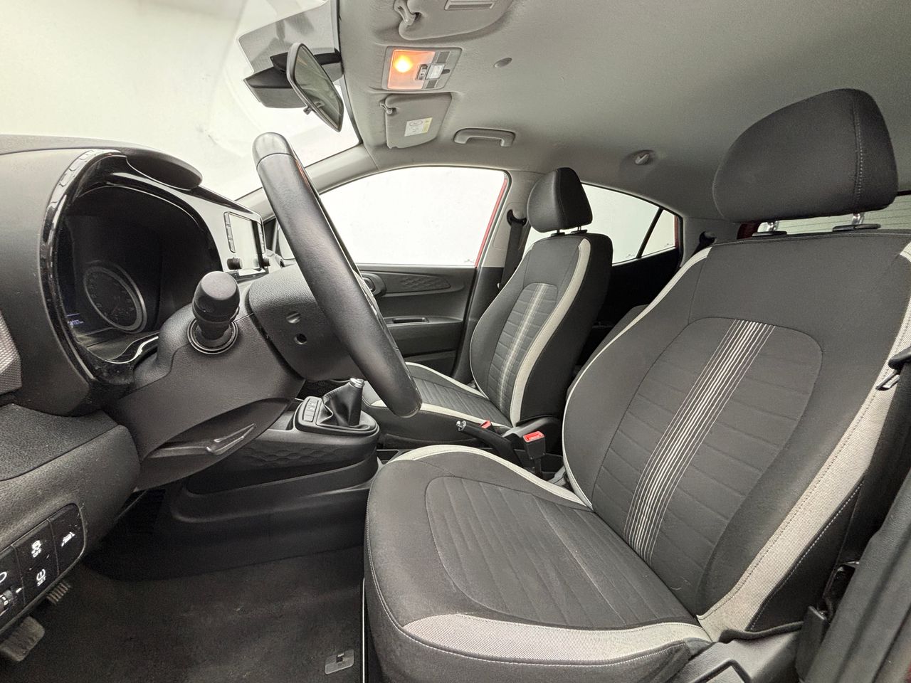 Foto Hyundai i10 11