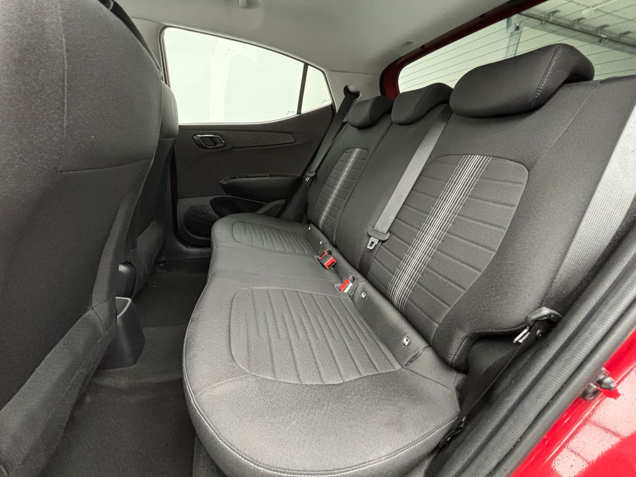 Foto Hyundai i10 12