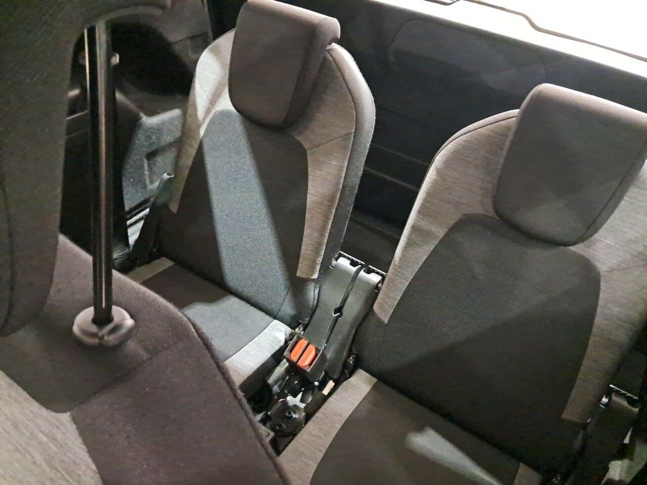 Foto Citroën C4 Picasso 32