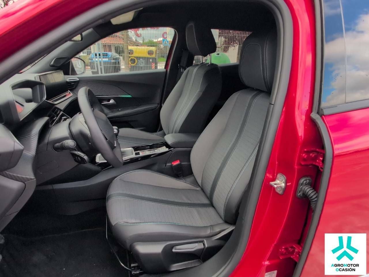 Foto Peugeot 2008 11