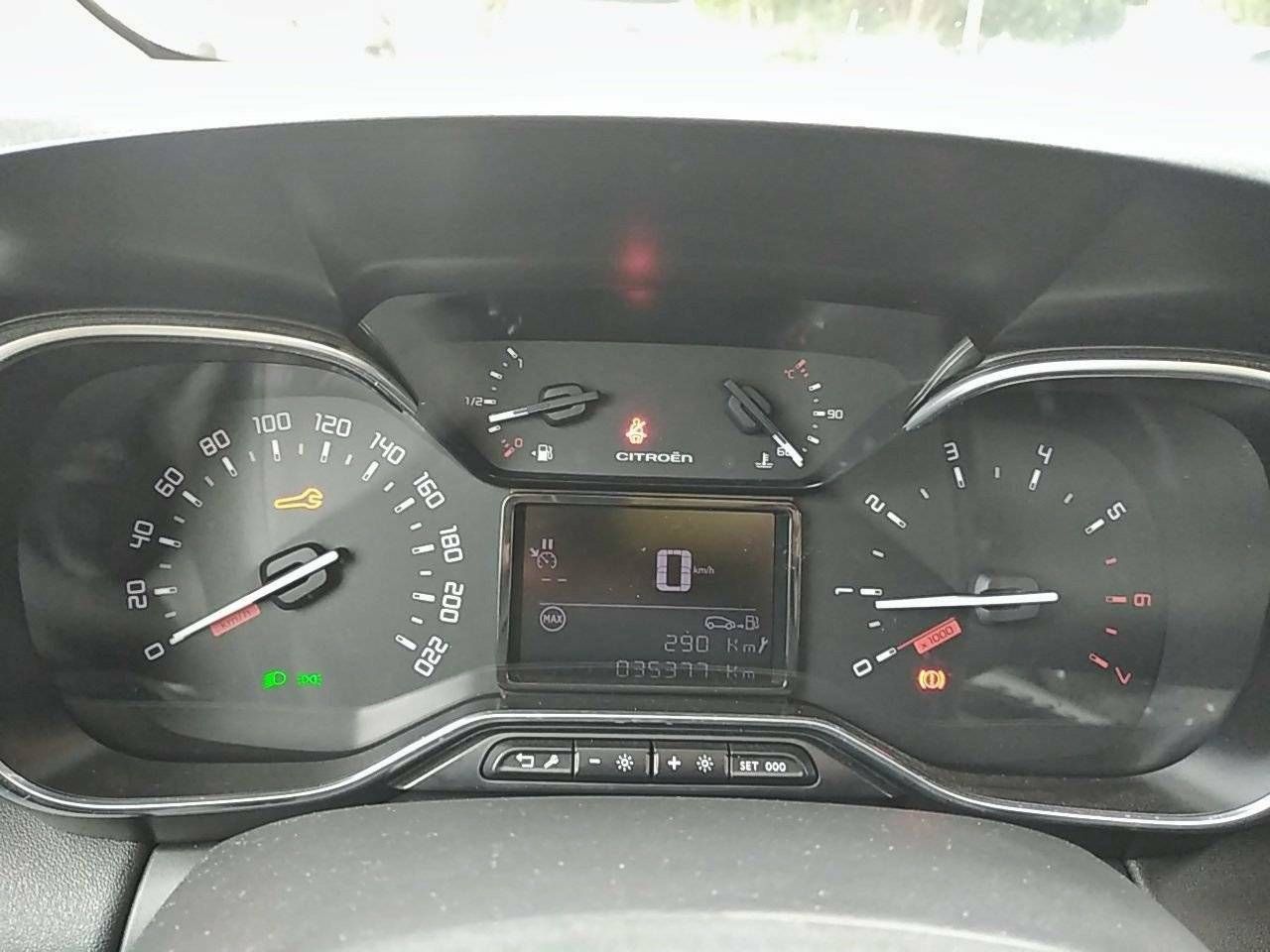 Foto Citroën C3 Aircross 10