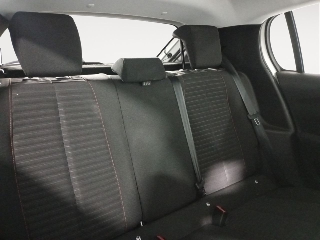Foto Peugeot 208 9
