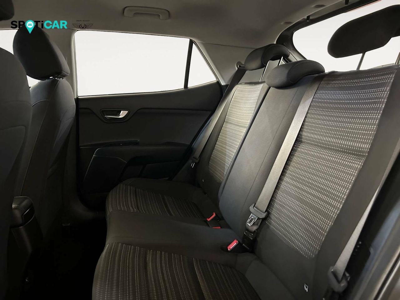 Foto Kia Stonic 13