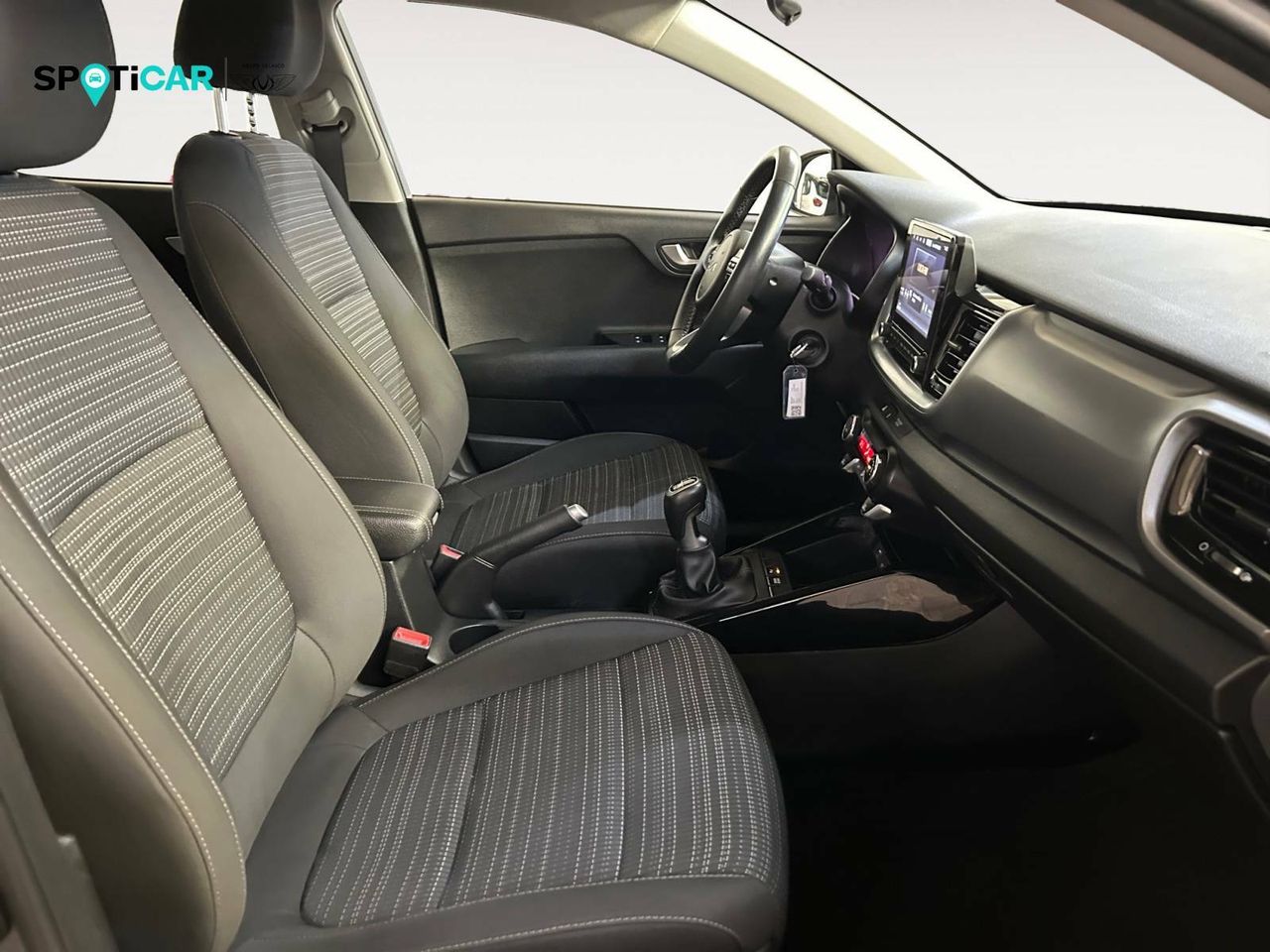 Foto Kia Stonic 15