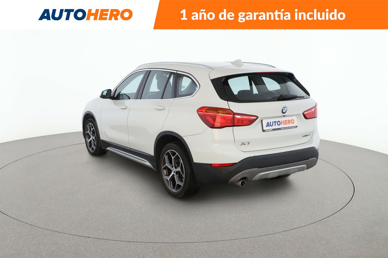 Foto BMW X1 4