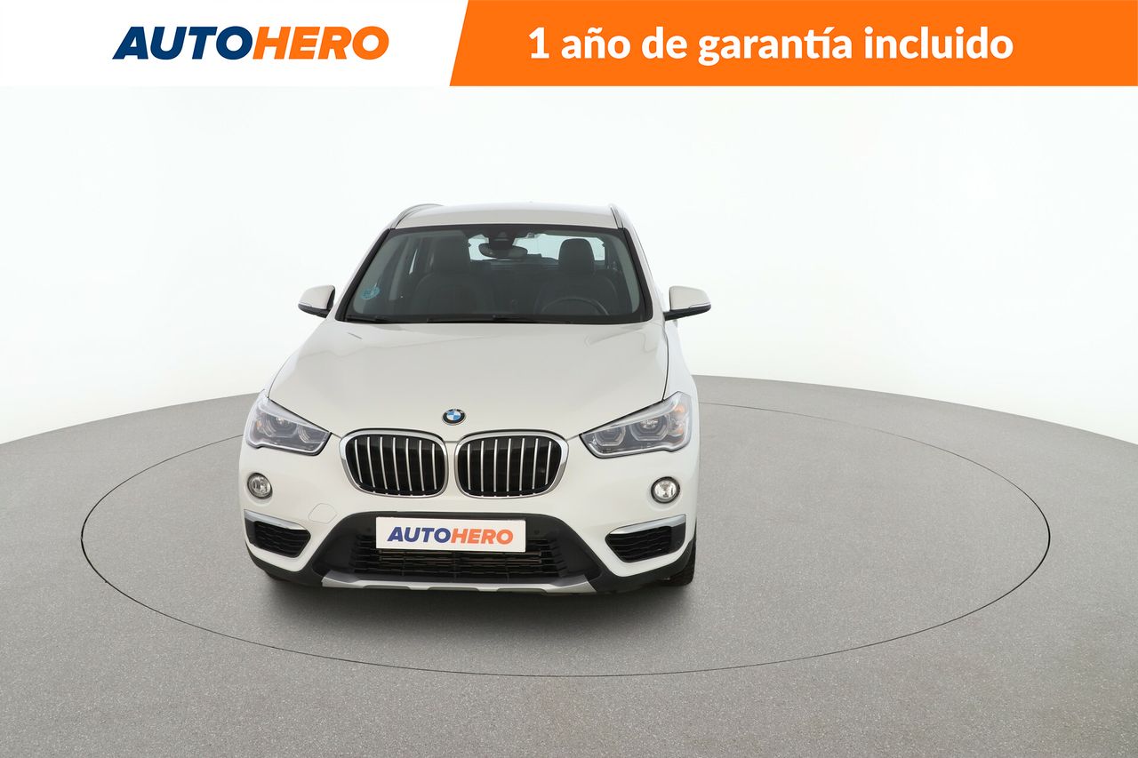 Foto BMW X1 9