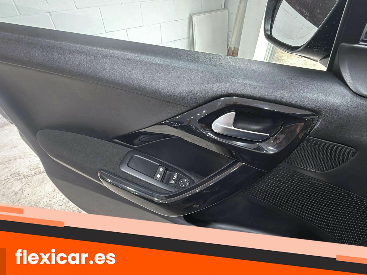 Foto Peugeot 208 17