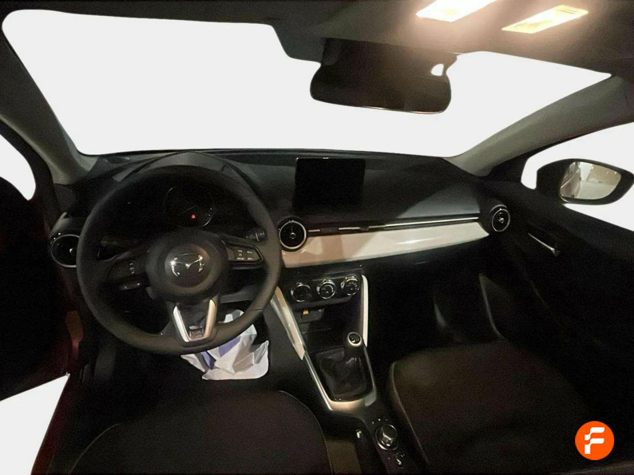 Foto Mazda Mazda2 10
