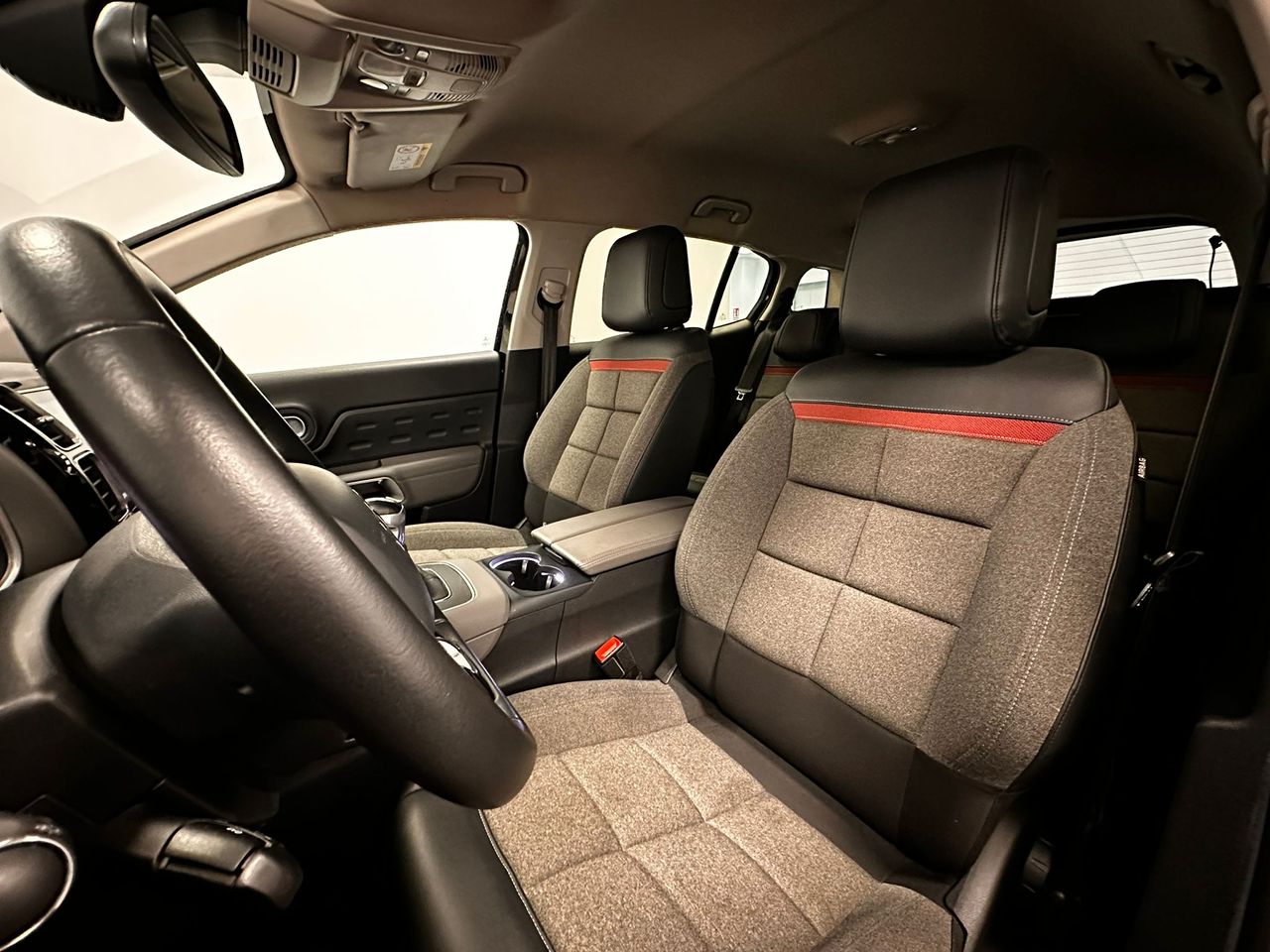 Foto Citroën C5 Aircross 32