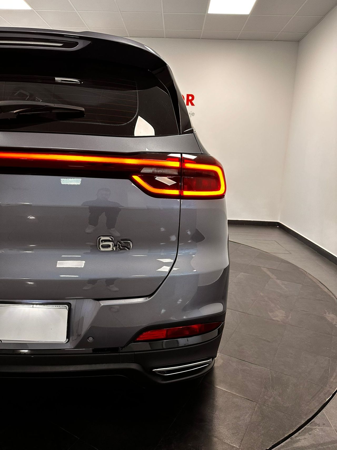 Foto DR Automobiles DR6 7