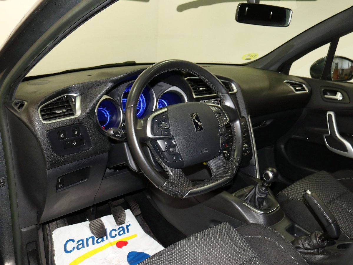 Foto Citroën DS4 13