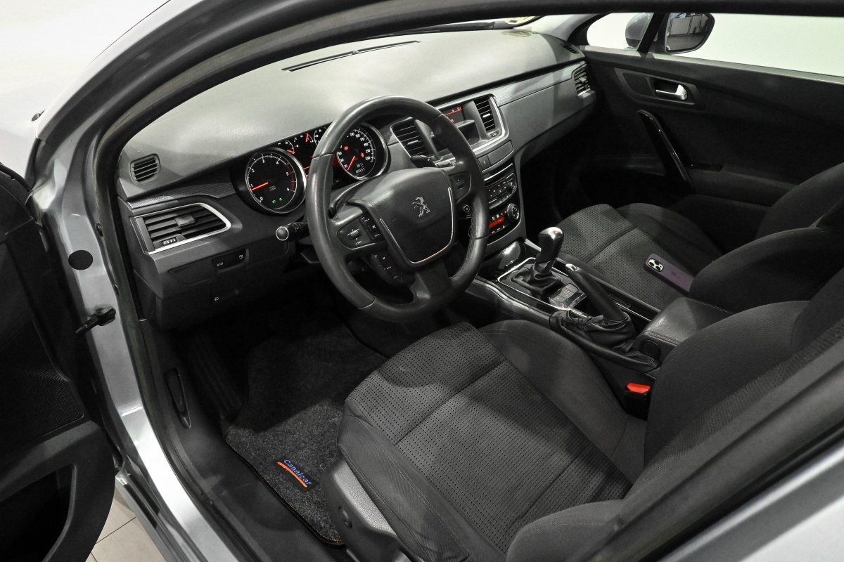 Foto Peugeot 508 9 Foto Peugeot 508 9