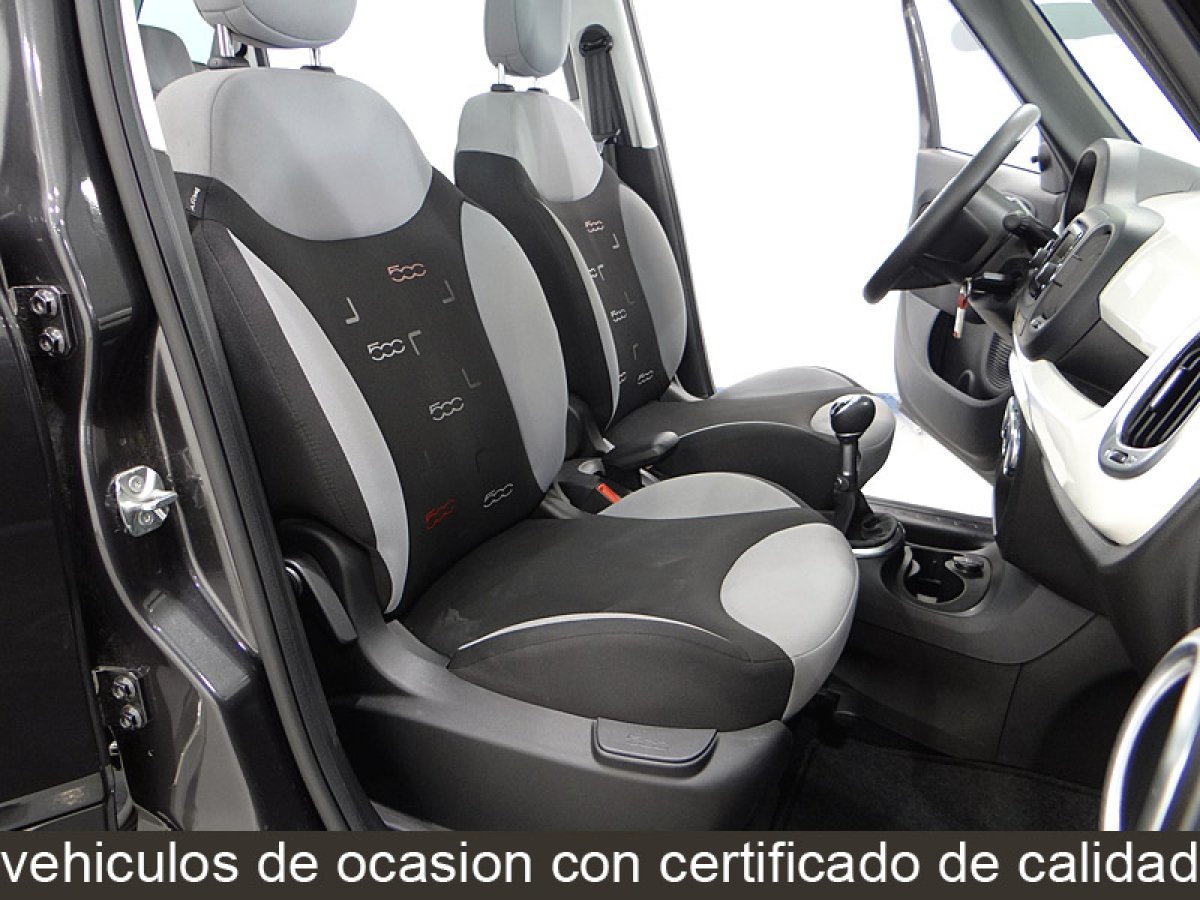 Foto Fiat 500L 21 Foto Fiat 500L 21
