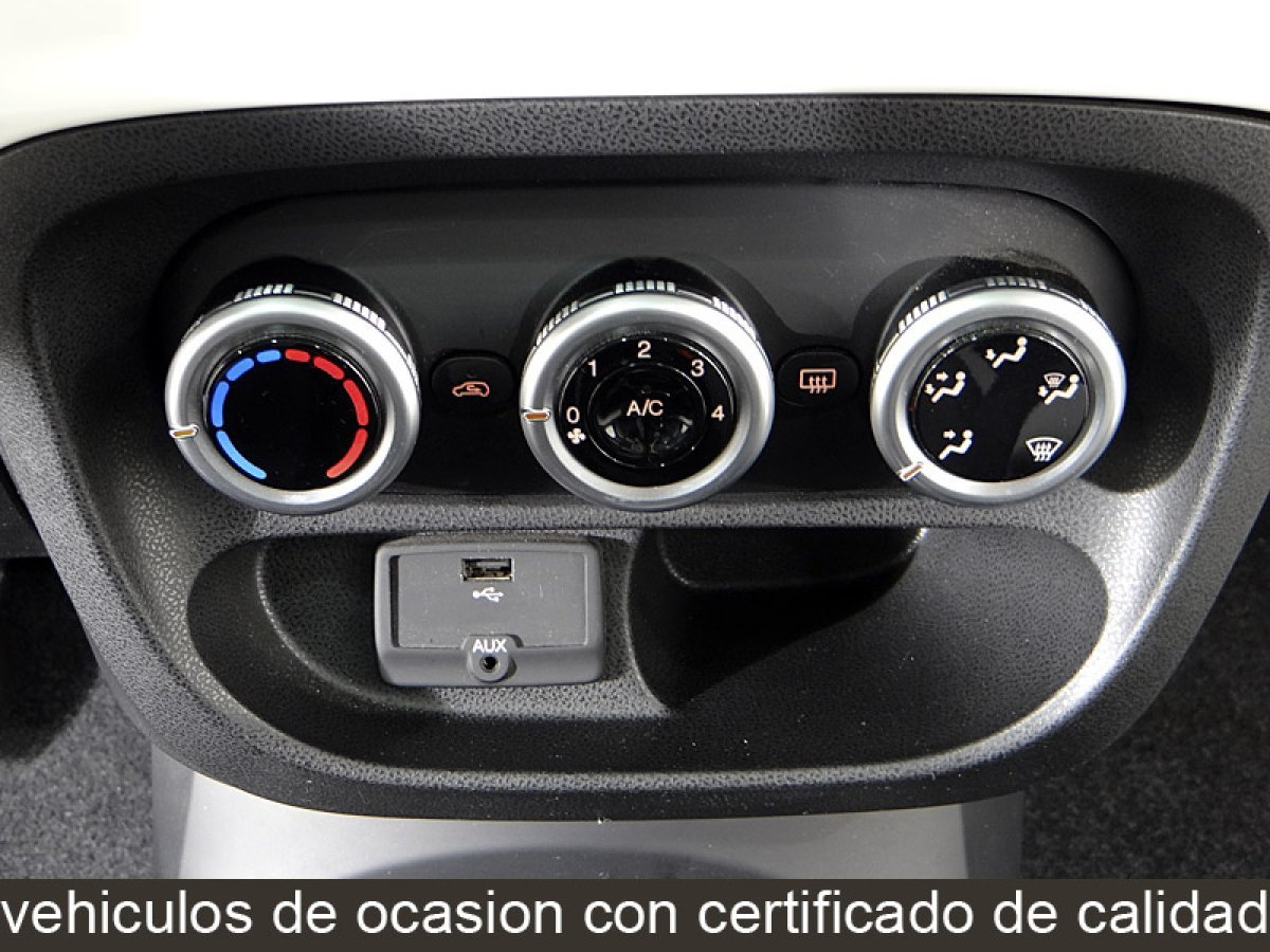 Foto Fiat 500L 26 Foto Fiat 500L 26