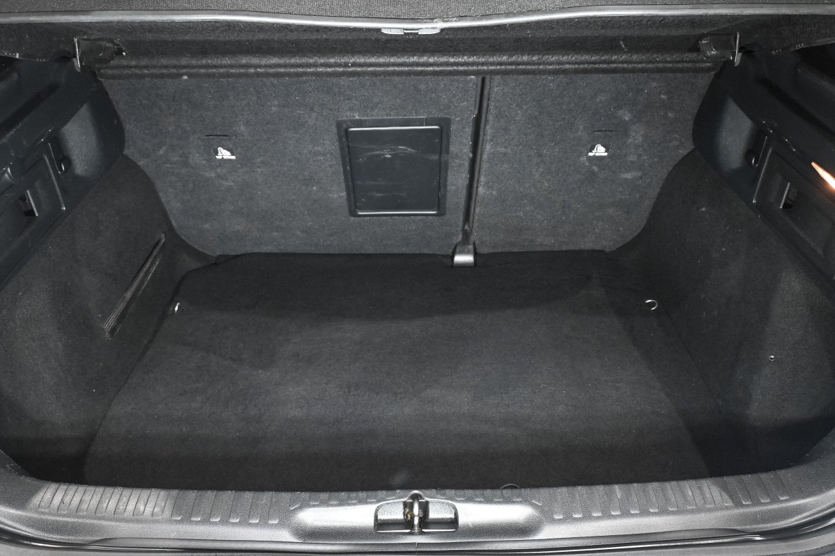 Foto DS Automobiles DS 4 8