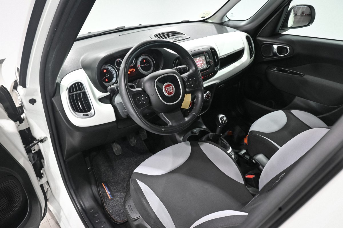 Foto Fiat 500L 10 Foto Fiat 500L 10