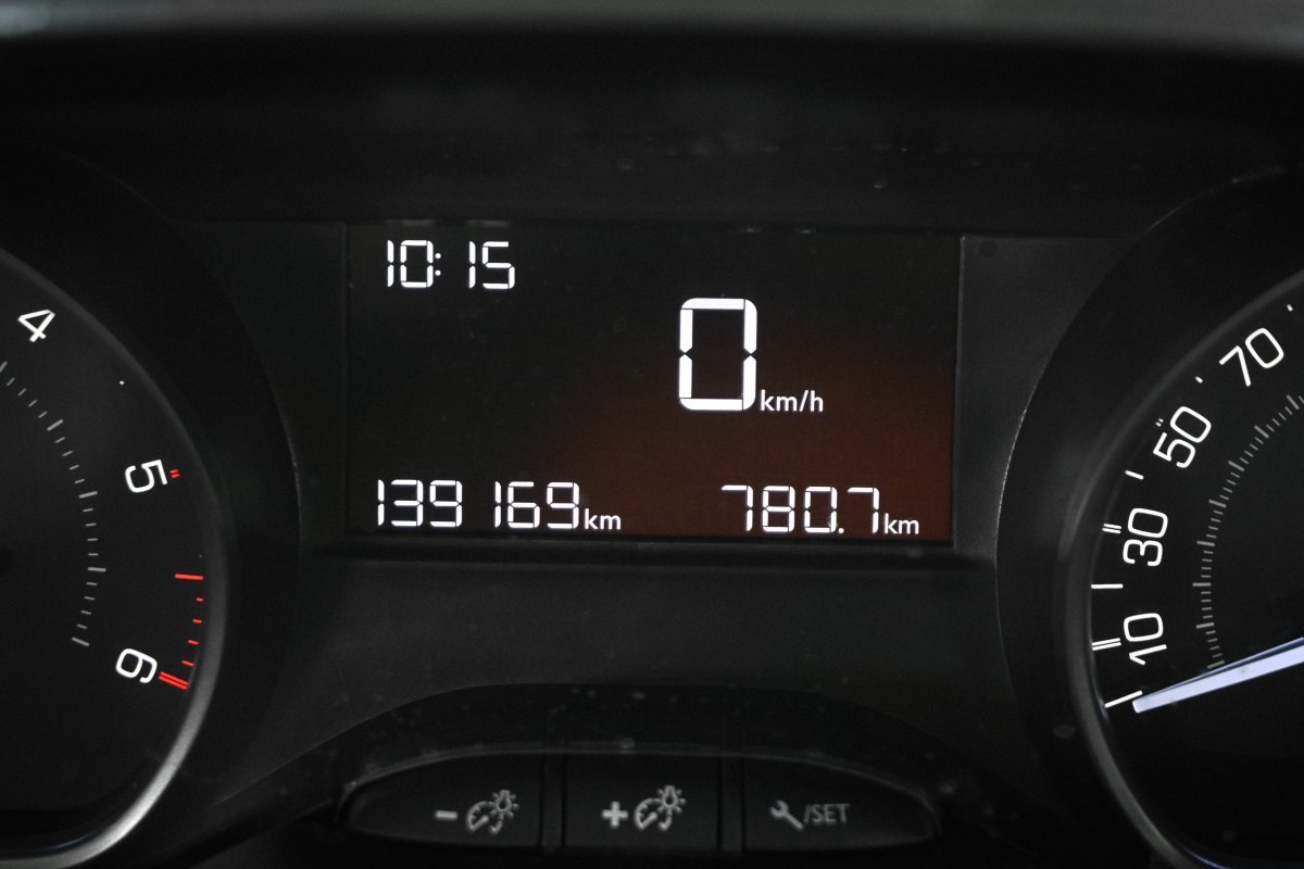 Foto Peugeot 208 11 Foto Peugeot 208 11