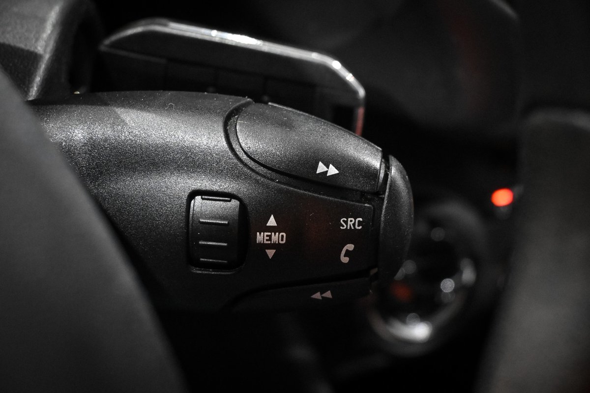 Foto Peugeot 208 20 Foto Peugeot 208 20